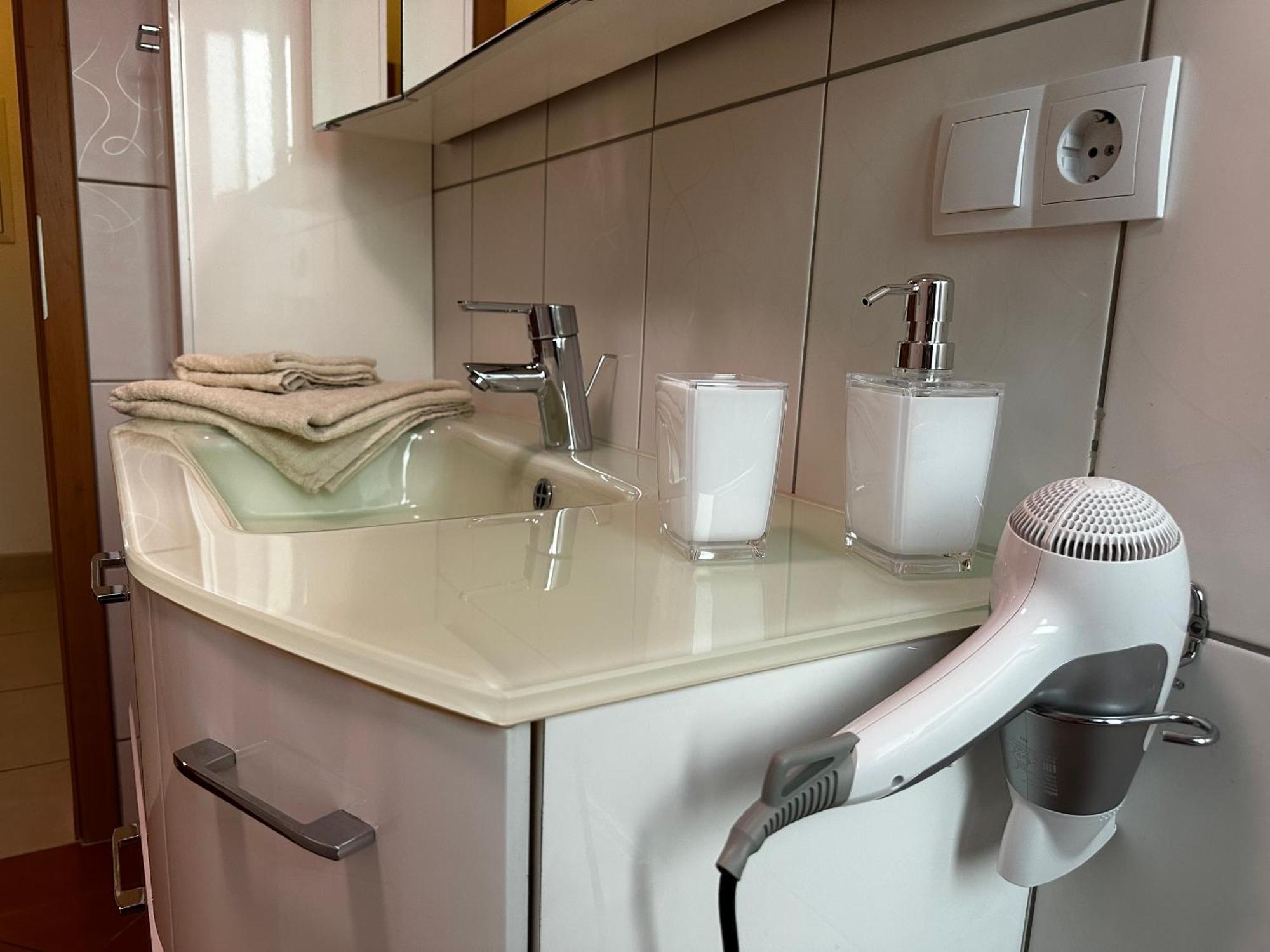 Giulia Ferienwohnung - Zentral Tuttlingen Ngoại thất bức ảnh
